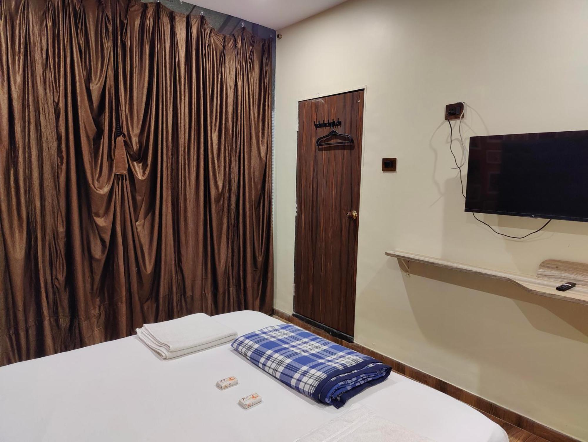 Hotel Garden View Inn - Near Nesco Mumbai Exterior photo